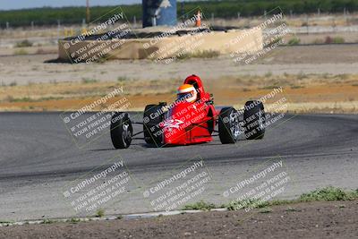 media/Jun-04-2022-CalClub SCCA (Sat) [[1984f7cb40]]/Group 3/Qualifying (Sweeper)/